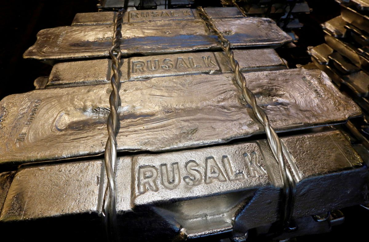 Russia's top aluminum producer reports 75% drop in net profits 